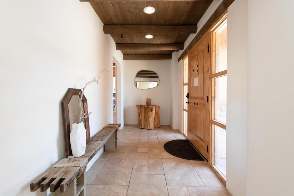 Renovated Lodge - Room 1 With Pool Access 조슈아 트리 외부 사진